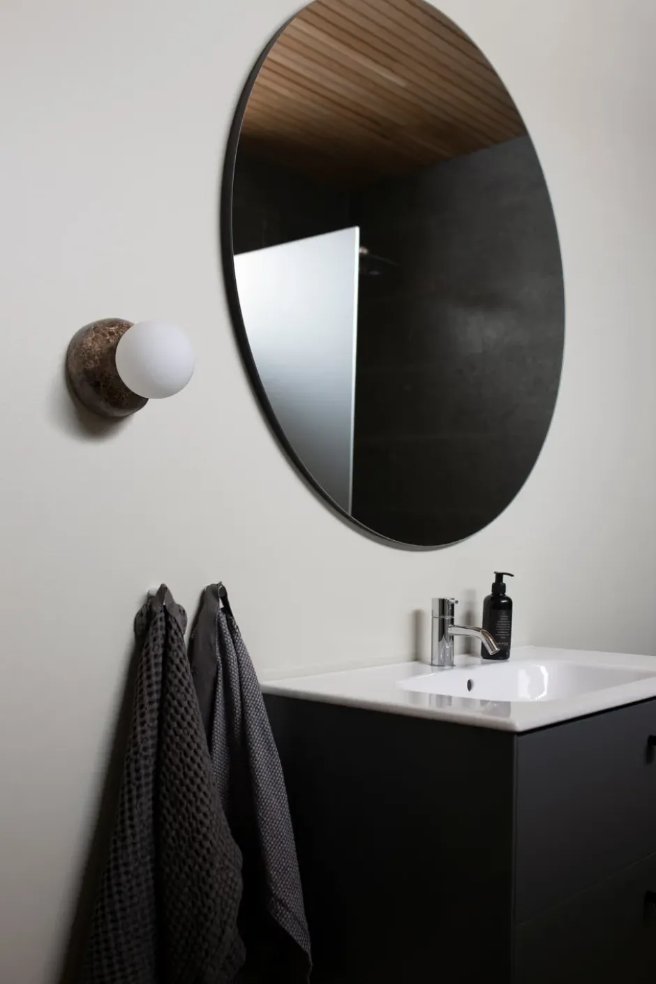 Torrano vägglampa/plafond 13 cm, Brun