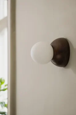 Torrano vägglampa/plafond 13 cm, Brunbetsad ek
