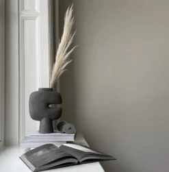 Tribal vas medio, Mörk grå