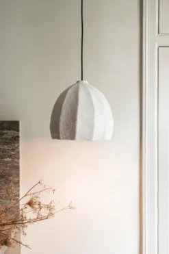 Tuva pendel, White