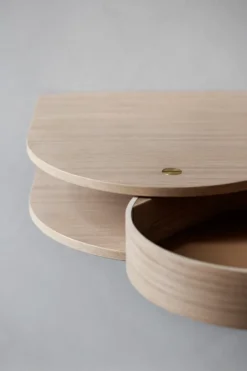Valet låda vägghängd small, Light oiled oak