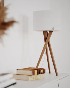 Vega bordslampa 55 cm, Vaxad ek-vit