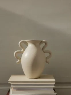 Verso vas 27 cm, Cream