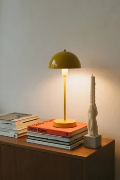 Vienda bordslampa, Mango yellow