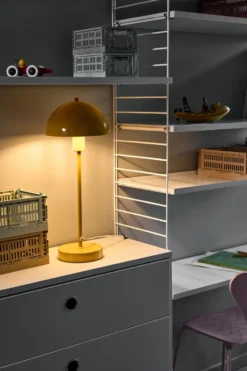 Vienda bordslampa, Mango yellow