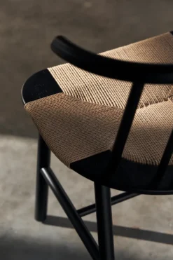 VIOR matstol flätad sits, Svartlackad ek-natur