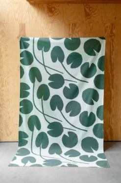 Water lilies bordsduk, Ljusgrön-grön, 147x250 cm