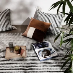 Way Outdoor kudde 70x50cm, Off-white