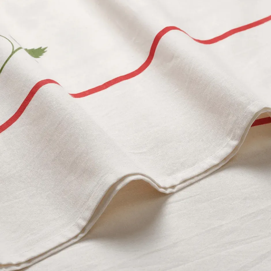 Wild Strawberry bordsduk, Red, 250x150 cm