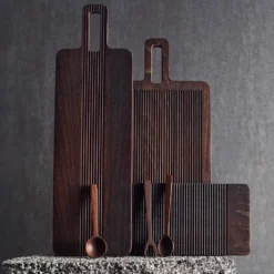 Yami skärbräda för bröd 22x44 cm, Brun